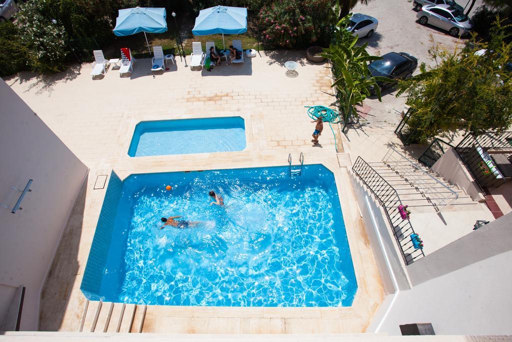 Çeşme Yalcinkaya Apart Hotel المظهر الخارجي الصورة